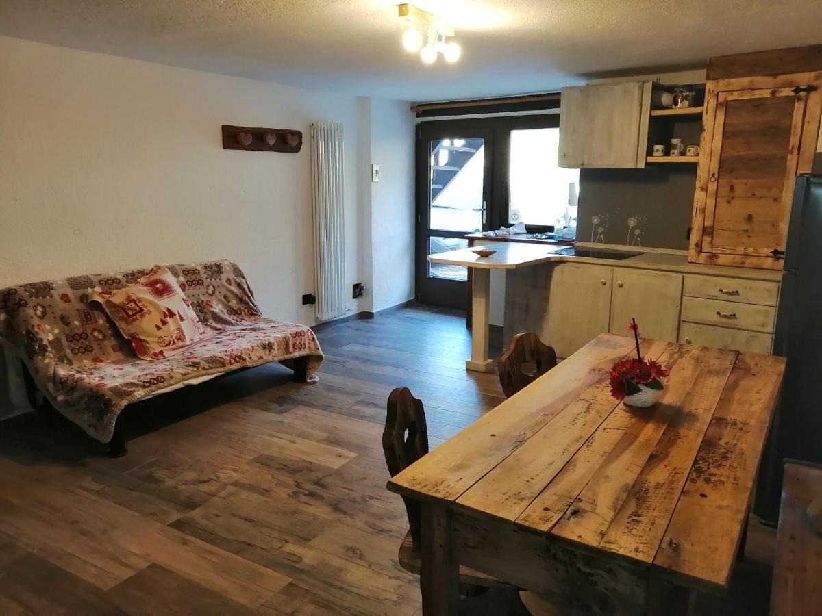 Maison Perriail Vda Gressan N 0029 Екстер'єр фото